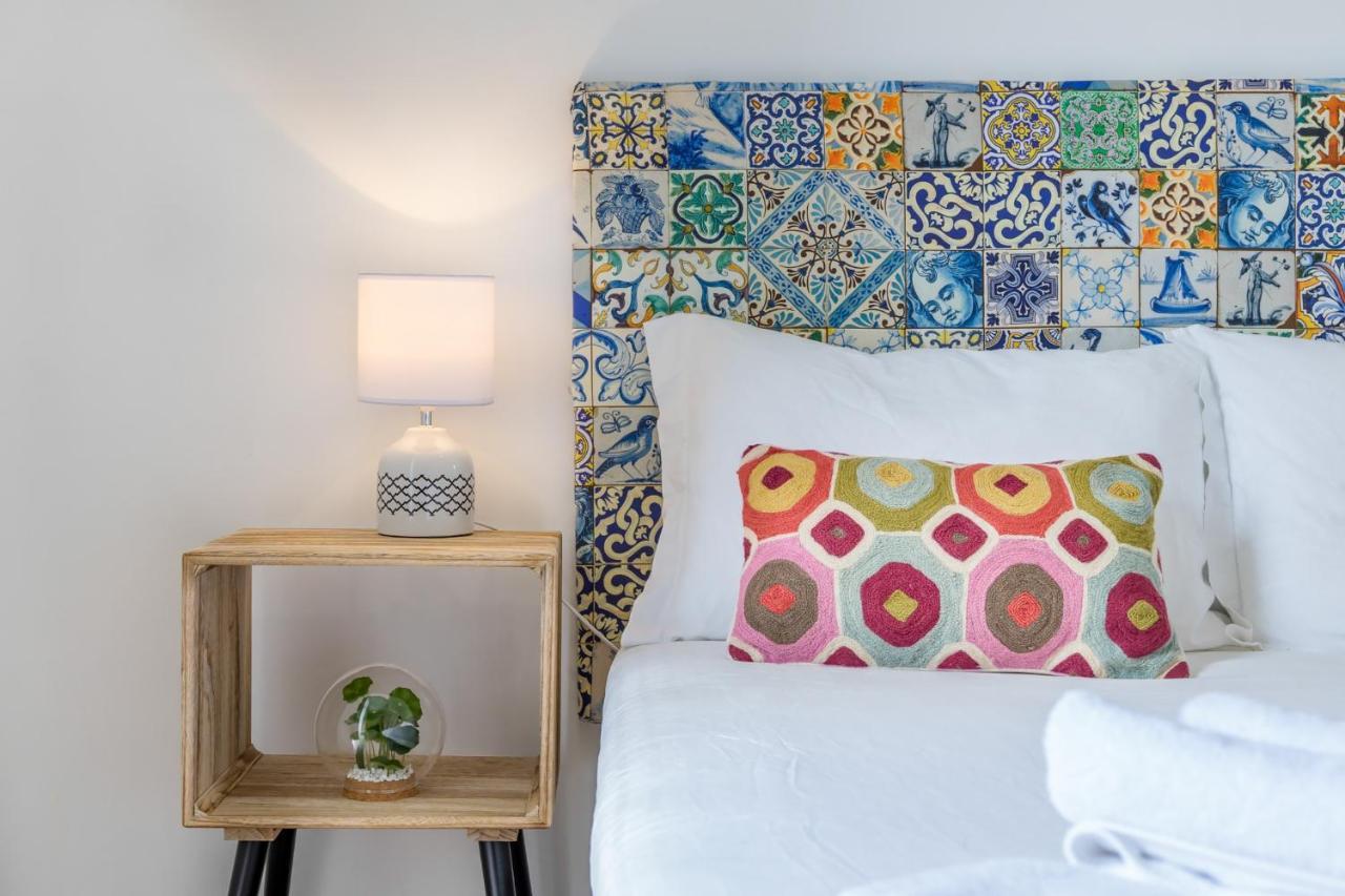 The Color Hostel Lisbon Bagian luar foto
