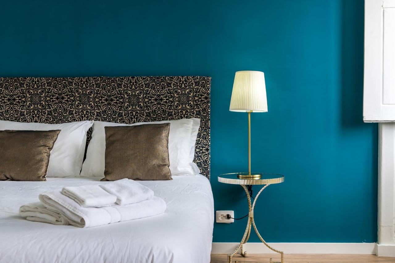 The Color Hostel Lisbon Bagian luar foto