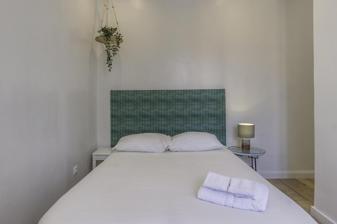 The Color Hostel Lisbon Bagian luar foto