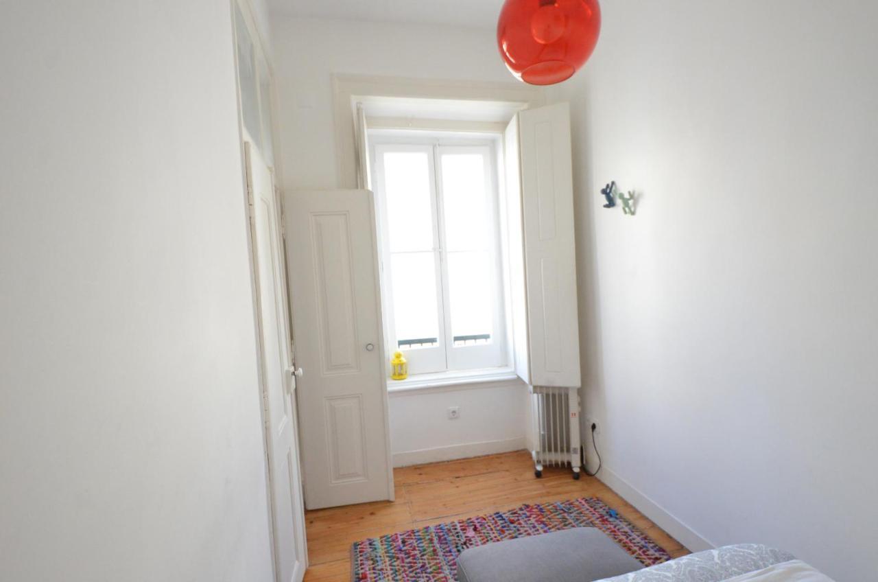 The Color Hostel Lisbon Bagian luar foto