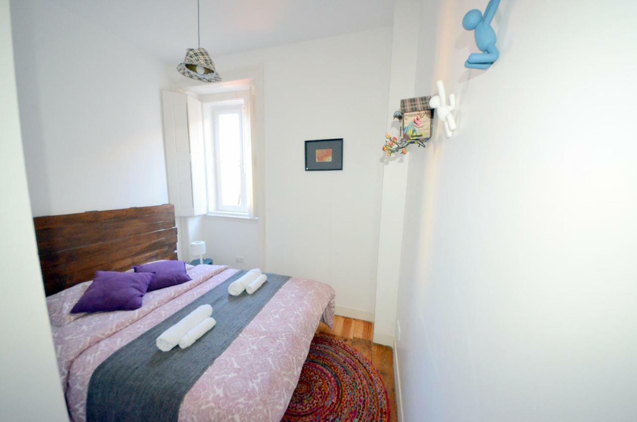 The Color Hostel Lisbon Ruang foto