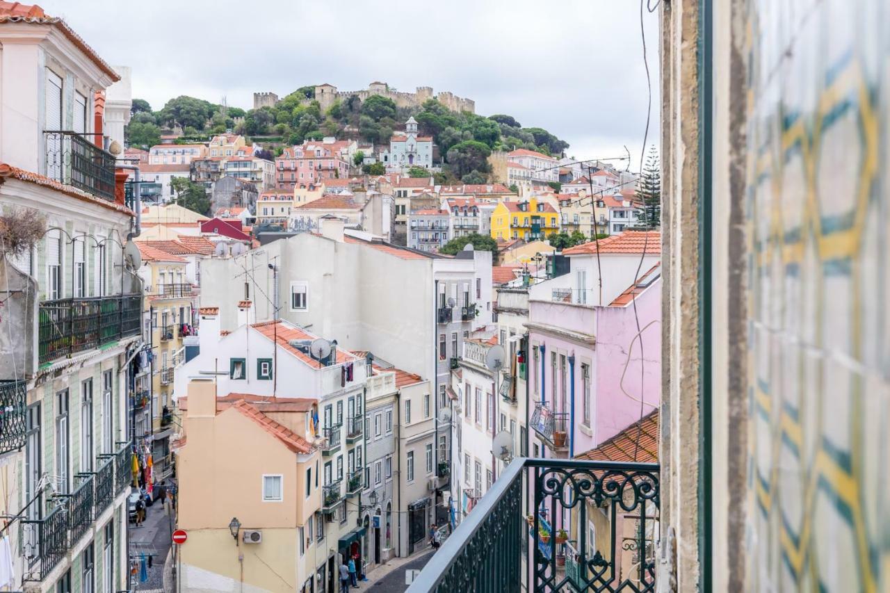The Color Hostel Lisbon Bagian luar foto